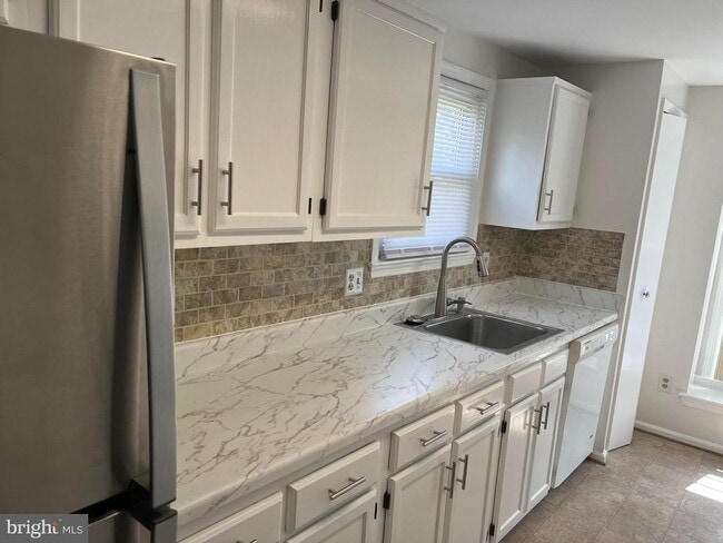 Building Photo - 14428 Black Horse Ct