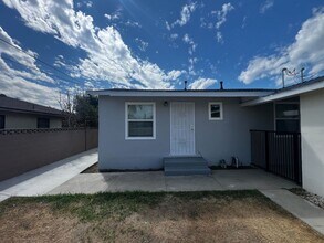 Building Photo - ANDERSON 14101 1/2