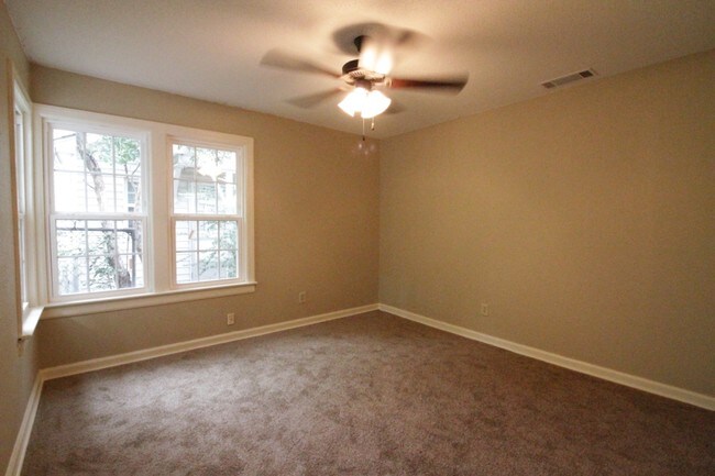 Building Photo - 809 N 45th St