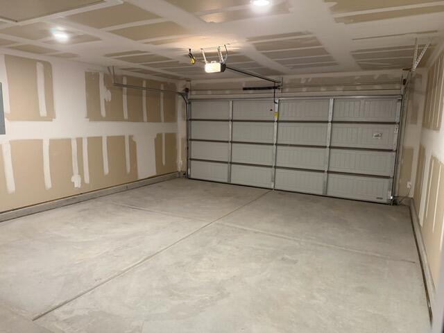 Building Photo - 317 Pratt Dr