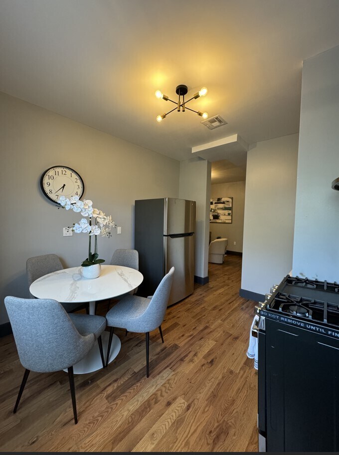 Unit 2 - 74 Baldwin Ave