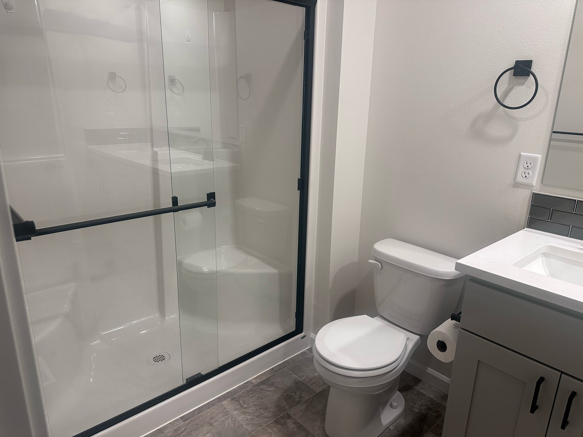 Building Photo - 12113 127th Ave E