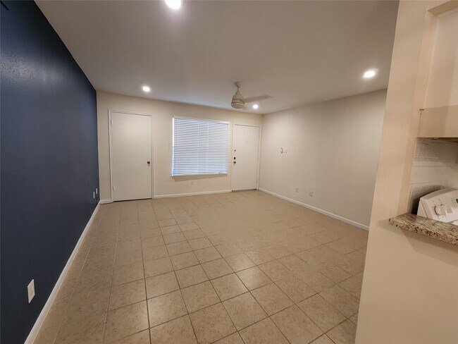 Building Photo - 2250 Bering Dr