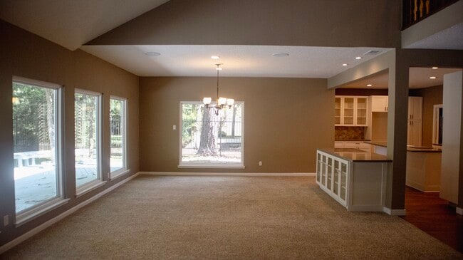 Building Photo - 9 Huntsmans Horn Cir