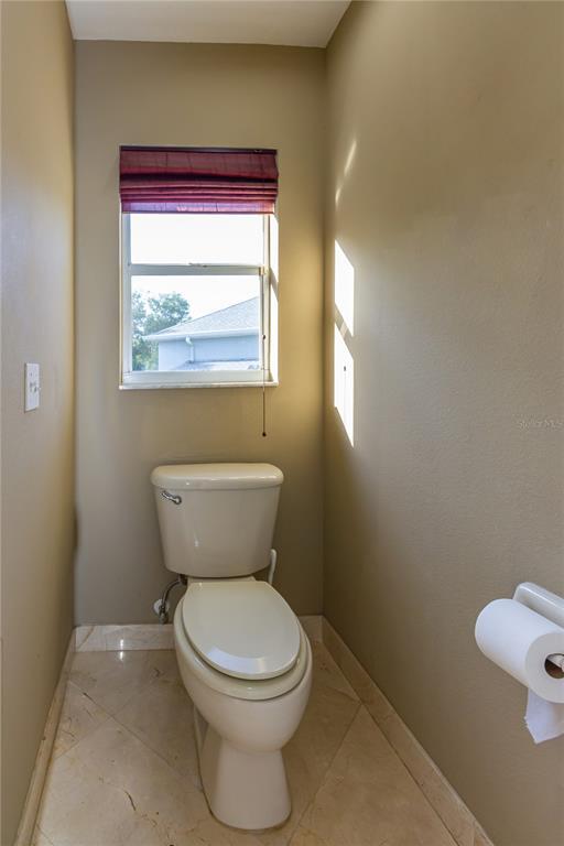 Building Photo - 11102 Avery Oaks Dr