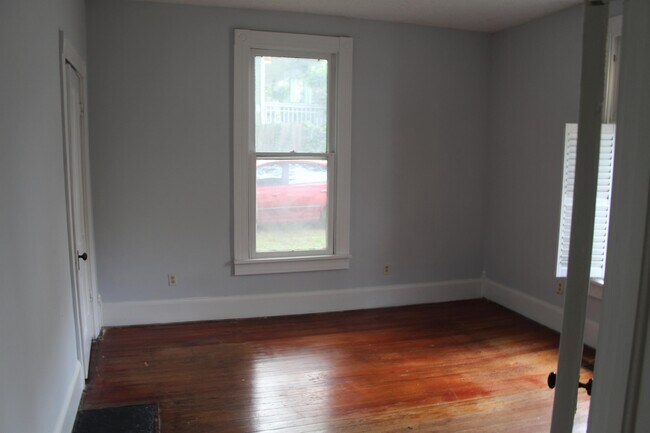 Building Photo - 459 Glenwood Ave SE
