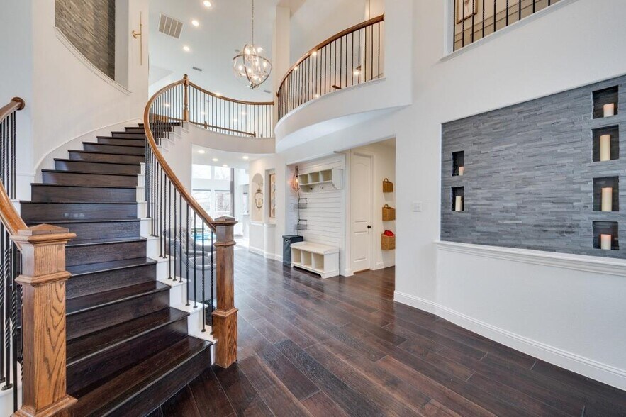 Building Photo - 12893 Wolf Snare Dr