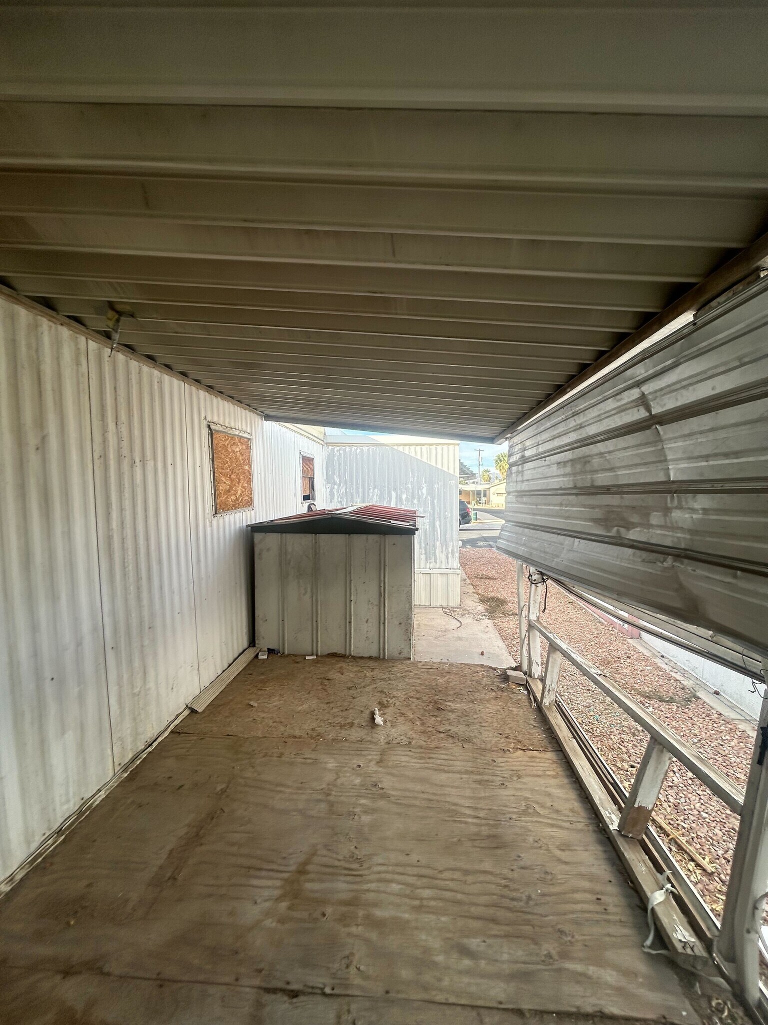 Building Photo - 3601 E Wyoming Ave