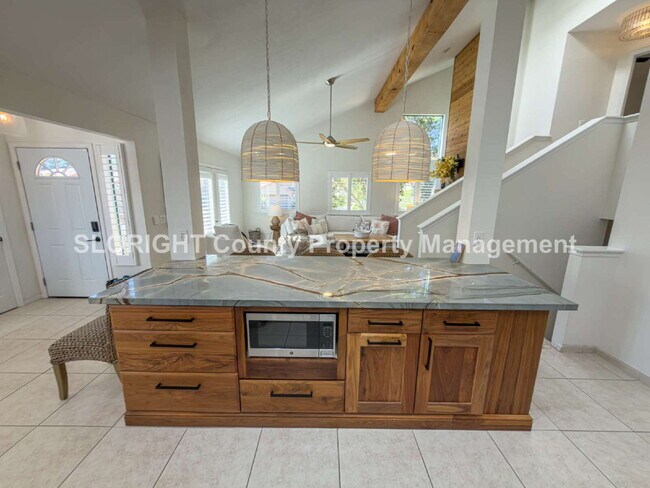 Building Photo - AVAILABLE APRIL - Beautifully Updated Furnished Home in Avila Beach - 3 Bed / 2.5 Bath