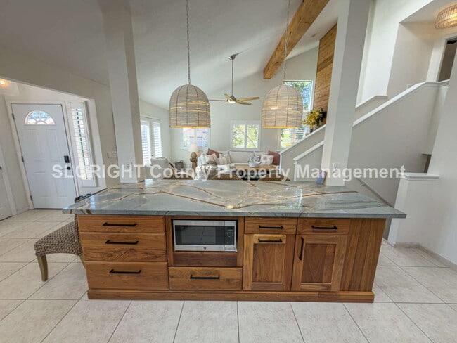 Building Photo - AVAILABLE APRIL - Beautifully Updated Home in Avila Beach - 3 Bed / 2.5 Bath