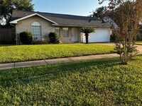 Building Photo - 4003 Brownstone Ln