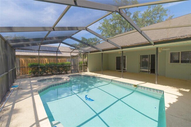 Building Photo - 2505 Buckhorn Run Dr