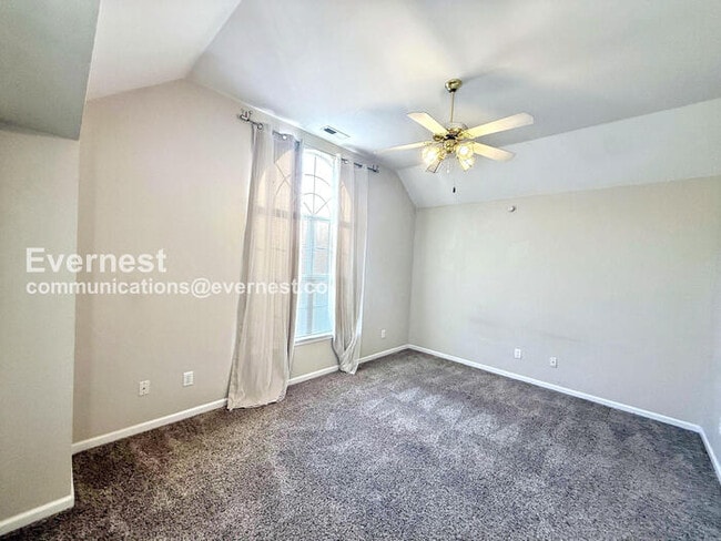 Building Photo - 607 Parkside Cir