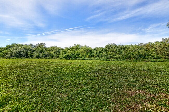 Building Photo - 22556 Middletown Dr