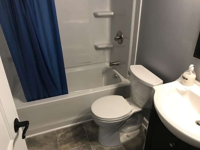 Building Photo - 1209 Clifton St