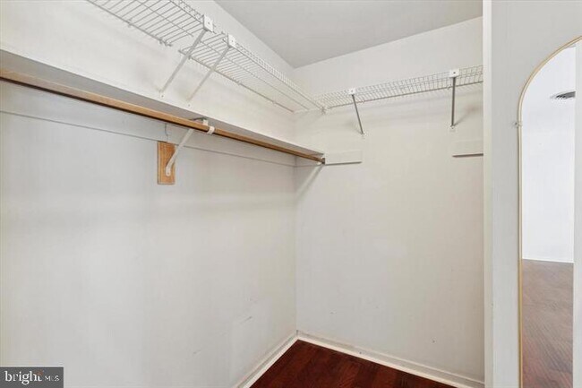 Building Photo - 201 Chandler Dr