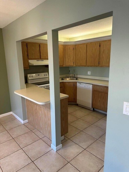 Building Photo - 436 Pine Glen Ln