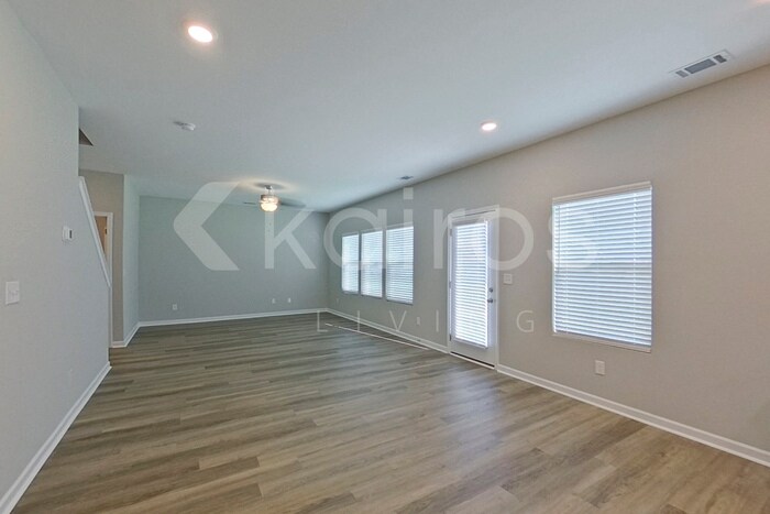 Building Photo - 163 Williams Ln