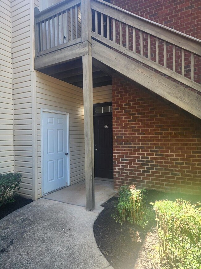Building Photo - 121-101 (2) Patterson