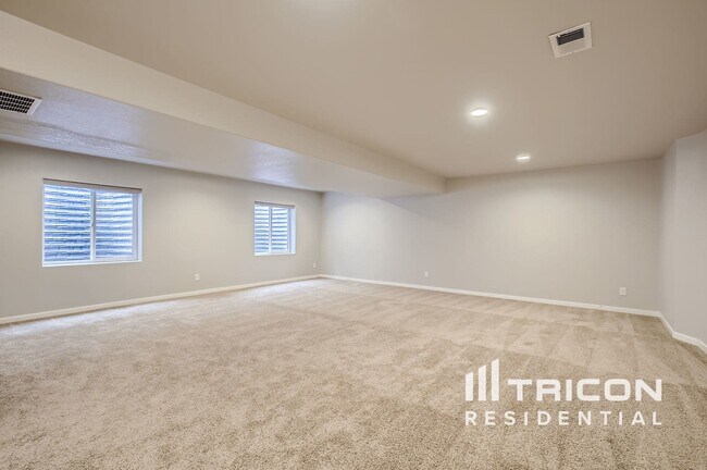 Building Photo - 5398 Chantry Dr