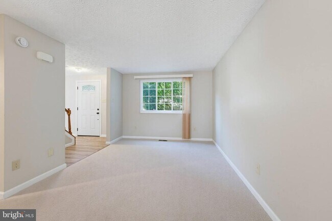 Building Photo - 8467 Magic Tree Ct