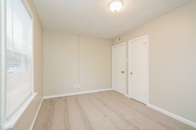 Building Photo - 3428 N Riley Ave