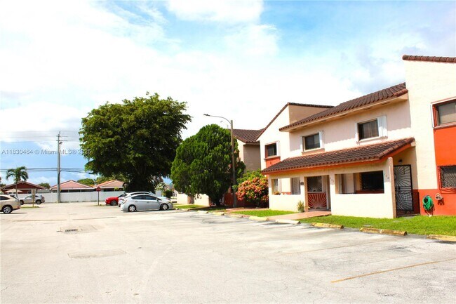 Building Photo - 2895 W 76th St