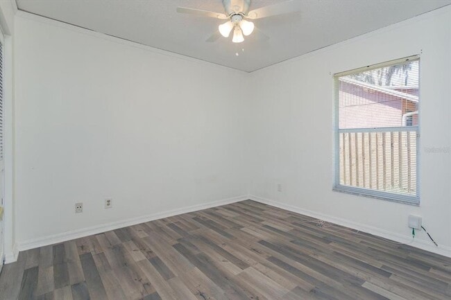 Building Photo - 5955 Kenlyn Ct