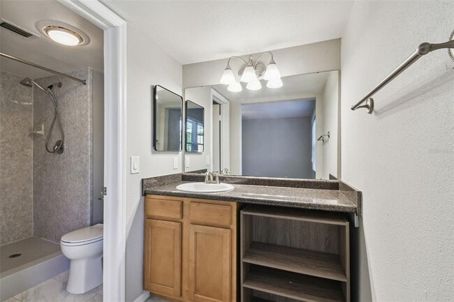 Building Photo - 3404 Latania Dr