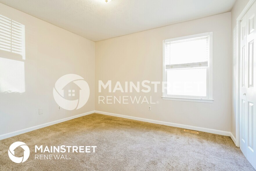 Building Photo - 315 Bakers Bridge Cir