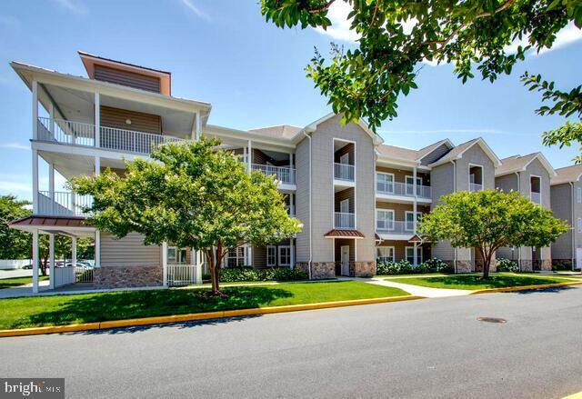 Building Photo - 17432 Slipper Shell Way