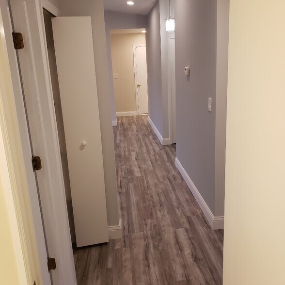 Building Photo - 11415 Brougham Dr