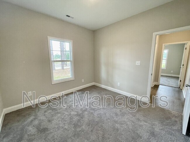Building Photo - 5177 Maxwell Rd
