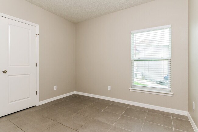 Building Photo - 126 Briarcliff Dr