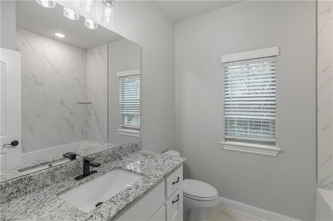 Building Photo - 292 Township Dr