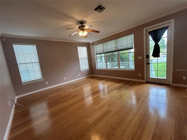 Building Photo - 2549 Twain Dr