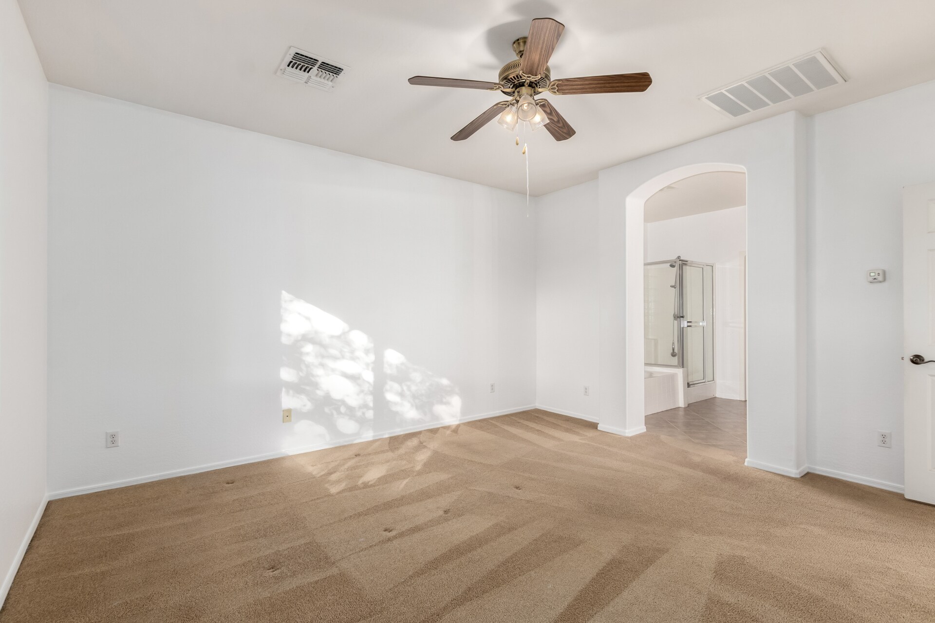 Building Photo - 7402 N 88th Ln