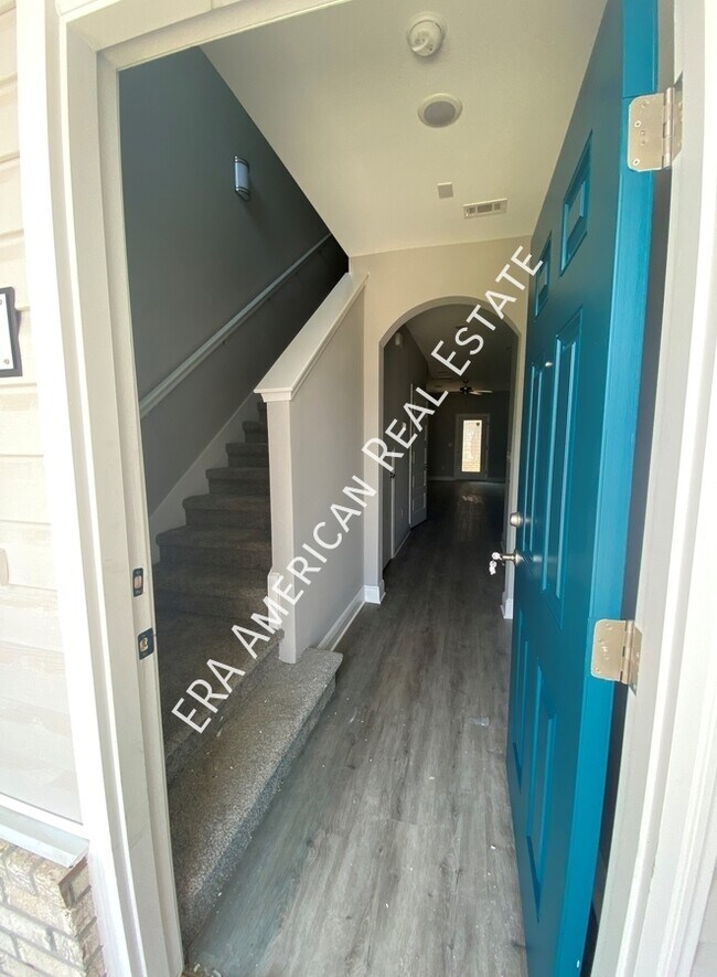 New Townhomes 2 miles from Hurlburt Field AFB 961 Skylark Rd Mary