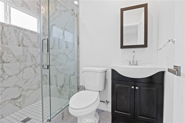 Building Photo - 14471 Newland St