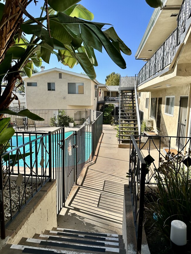 Building Photo - 4265 Colfax Ave