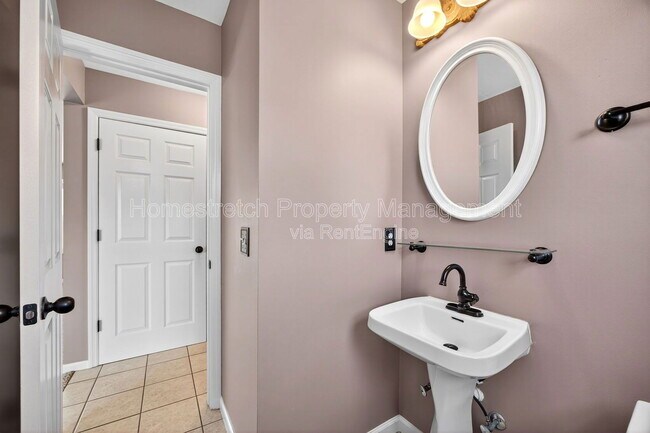 Building Photo - 820 Whisper Creek Ct