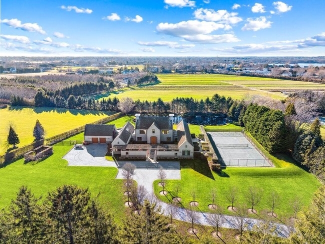 Building Photo - 110 Rose Hill Rd