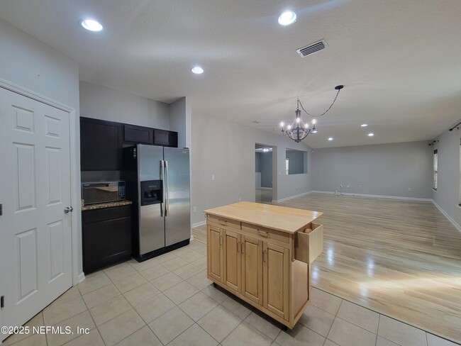 Building Photo - 4447 Oak Moss Loop