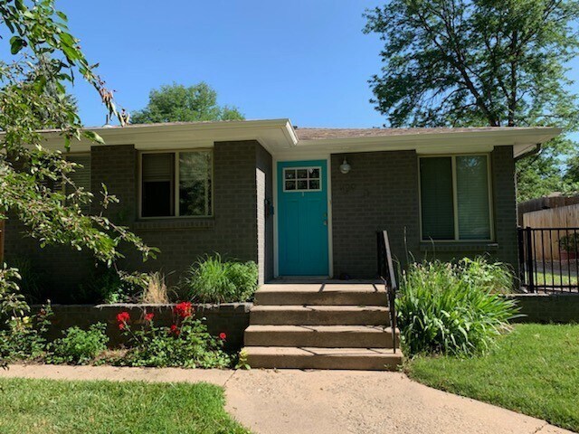 Building Photo - Remodeled 2 bed, 1 Bath in the heart of Fort Collins!