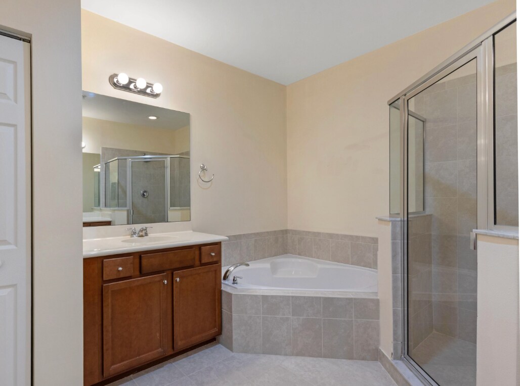 Building Photo - 1247 Via de Fossi