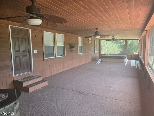 Building Photo - 425 Tanner Rd