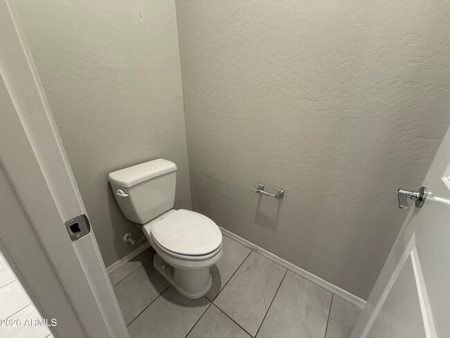 Building Photo - 2661 S Sulley Dr