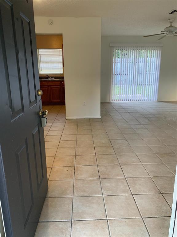 Building Photo - 1816 Bonneville Dr