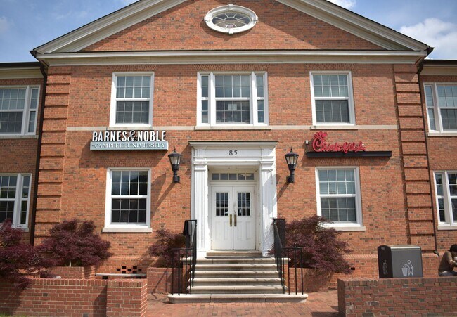 Building Photo - Three bedroom - Three bathroom apartments at University Park in Lillington, NC!