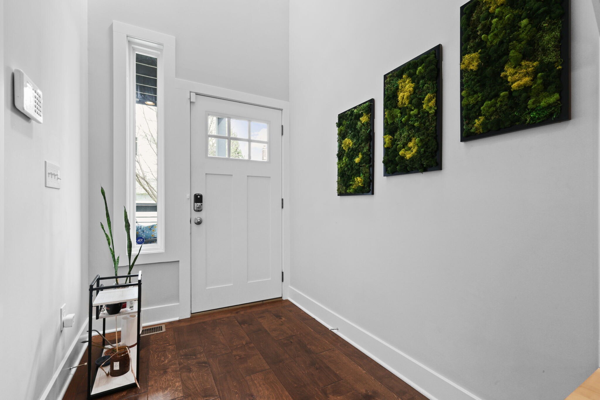 Building Photo - 2464 Broadway St